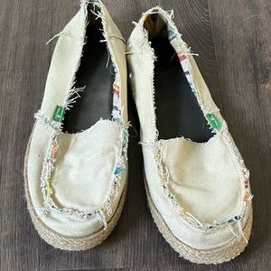 Sanuk slip on loafers